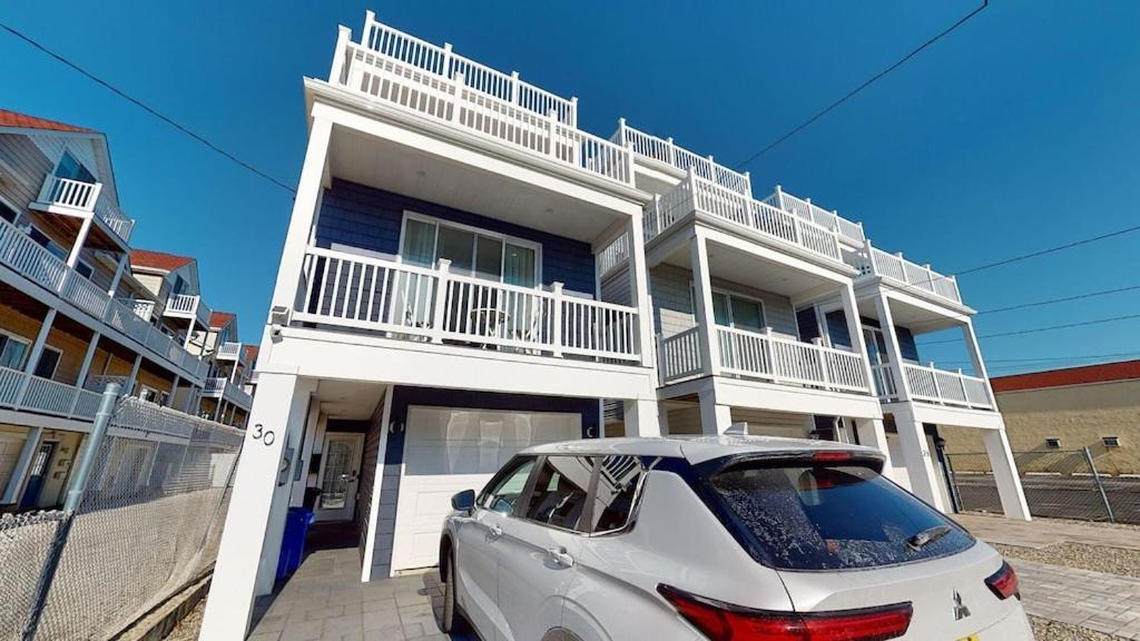 Beach House Steps Away From The Boardwalk And Beach With Ocean Views In Seaside Heights! Экстерьер фото