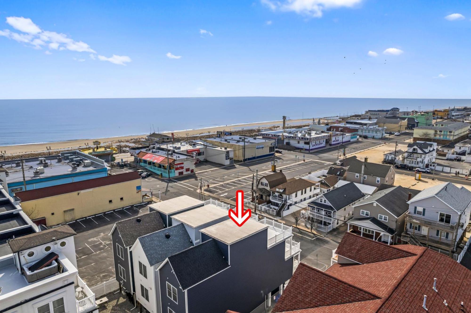 Beach House Steps Away From The Boardwalk And Beach With Ocean Views In Seaside Heights! Экстерьер фото